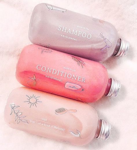 Aesthetic Shampoo And Conditioner, Aesthetic Shampoo, Shower Care, Parfum Victoria's Secret, Function Of Beauty, Hair Appliances, Only Aesthetic, Shampoo Bottles, Diy Cosmetics