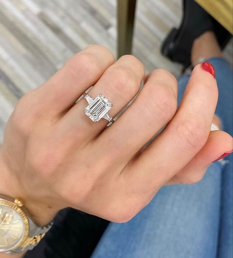 Ring With Emerald, Baguette Engagement Ring, Ring Concierge, Cute Engagement Rings, Future Engagement Rings, Emerald Cut Engagement, Engagement Ring For Her, Three Stone Engagement Ring, Emerald Cut Rings