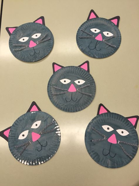 Paper Plate Pets Craft, Cats Crafts Preschool, Cat Art Preschool, Pet Art For Toddlers, Cat Crafts For Toddlers, Pets Crafts Preschool, Animal Paper Plate Crafts, Paper Plate Cat, Cat Crafts Preschool