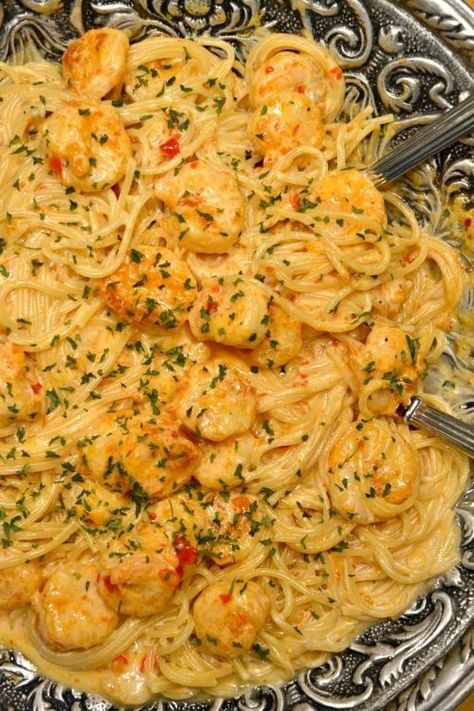 "This Bang Bang Shrimp and Pasta has the most scrumptious, creamy sauce. Plus it’s ready in about 20 minutes!" Bang Bang Shrimp Pasta, Shrimp And Pasta, Shrimp Pasta Salad, Pasta Shrimp, Resep Pasta, Bang Bang Shrimp, Pasta Salad Recipe, Pasta Pasta, Shrimp Pasta Recipes