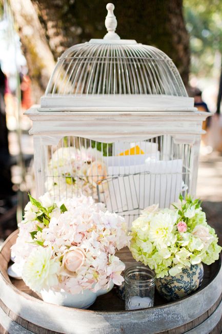 Birdcage wedding card box #saphireeventgroup #cardbox #birdcage Birdcage Card Holders, Wedding Birdcage, Wedding Card Holder, Event Planning Design, Card Box Wedding, Gift Table, Fun Couple, Dreamy Wedding, Estate Wedding