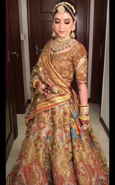 Rajasthani Bride, Best Indian Wedding Dresses, Latest Bridal Lehenga, Indian Outfits Lehenga, Indian Bridal Photos, Wedding Lehenga Designs, Lehenga Designs Simple, Indian Bride Outfits, Bridal Lehenga Collection