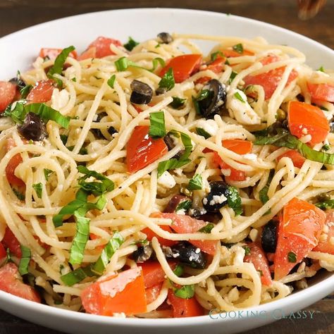 Dinner Tomatoes, Italian Salads, Greek Spaghetti, Resep Pasta, Recipe Pasta, Salads Recipes, Quick Pasta, Diner Recept, Pasta Food