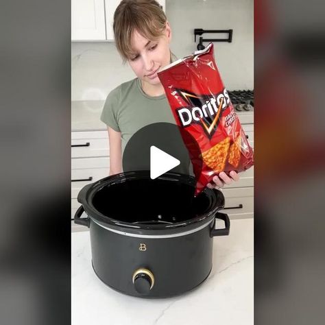 Crock Pot Cooking Crockpot Meals Videos, Crock Pot Video Recipes, Crock Pot Cooking Videos, Tik Tok Crockpot Recipes, Doritos Pie, Crockpot Recipes Videos, Tik Tok Recipes Videos, Dump And Go Crockpot Dinners, Slow Cooker Recipe Videos