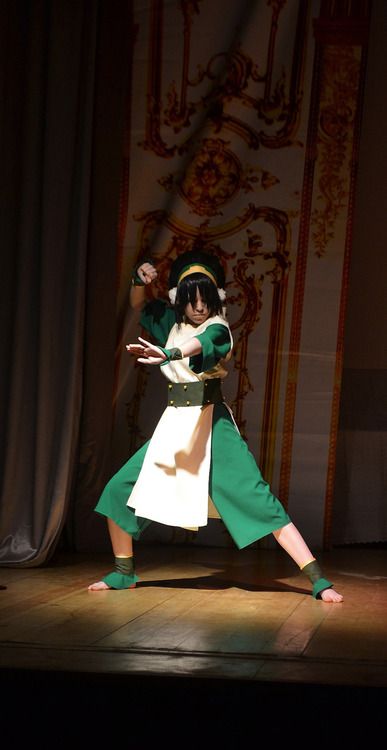 Will someone PLEASE make me a toph cosplay? Toph Beifong Inspired Outfit, Toph Cosplay Avatar, Toph Beifong Cosplay, Toph Cosplay, Avatar Toph, Toph Avatar, Avatar Halloween, Toph Beifong, Avatar Cosplay