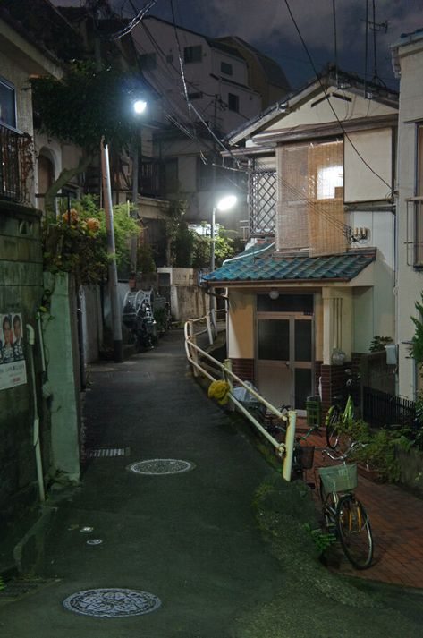 Japanese Street Design, Japan Small Town, Japanese Village Aesthetic, Japan Alleyway, Japanese Suburbs, Small Japanese Town, Japanese Neighborhood, Town Aesthetic, Japanese Town