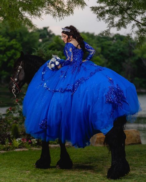 Royal Blue Quince Dress With Sleeves, Royal Blue Long Sleeve Quince Dress, Royal Blue Vaquera Quince, Royalblue Quinceanera Dresses, Electric Blue Quince Dress, Royal Blue Quince Dresses Quinceanera, Royal Blue Quince Photoshoot, Royle Blue Quinceanera Dresses, Xv Dresses Royal Blue