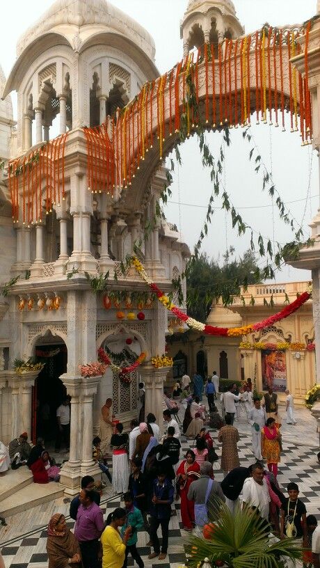 Temple of lord krishna,Vrindavan Iscon Temple Vrindavan, Mathura Vrindavan Aesthetic, Gopi Dress Vrindavan Aesthetic, Vrindavan Snap, Iskon Temple Vrindavan, Vrindavan Temple, Vrindavan Aesthetic, Krishna Vrindavan, Vrindavan Dham