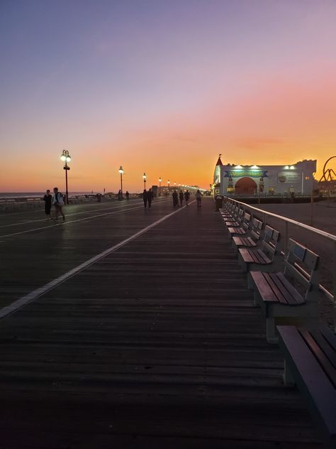 New Jersey Beach House, New Jersey Summer Aesthetic, New Jersey Aesthetic, New Jersey Beach Aesthetic, New Jersey Beach, New Jersey Boardwalk Aesthetic, New Jersey Boardwalk, Boardwalk At Night, Ocean City New Jersey Boardwalk