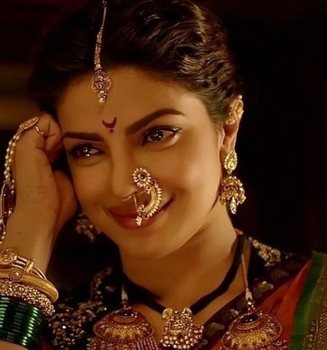 Bahubali Aesthetic, Kashibai Priyanka Chopra, Nose Jewels, Bajirao Mastani, Bollywood Aesthetic, Marathi Bride, Nose Ring Jewelry, Wedding Outfits For Women, Indian Women Painting