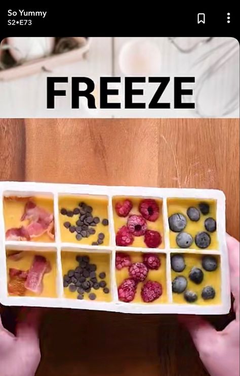 put pancake mix in a large ice cube tray (add toppings) and freeze. add to a pan straight from frozen :) Freezer Pancakes, Ice Cube Tray Recipes, Easy Pancakes, Freeze Pancakes, Freezable Meals, Frozen Waffles, Mini Pancakes, Pancakes Easy, Pancakes Healthy