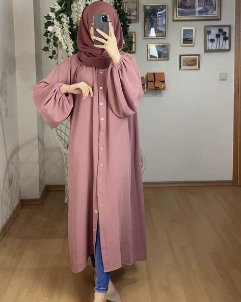 Moslem Fashion Dress Simple, Naqaab Design, Outfit Ideas For Muslim Women, Short Abaya, Borka Design, Shalwar Design, Outfit Ideas 2024, Moslem Fashion, Stile Hijab