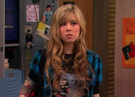 Icarly Characters, Icarly Videos, Jeanette Mccurdy, Sam Puckett, Kobra Kai, Jeannette Mccurdy, Childhood Crushes, Alex Russo, Sam & Cat