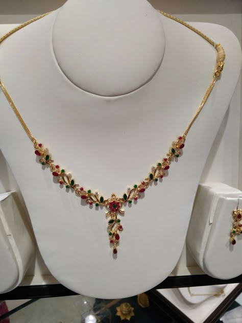 Kids Necklace Gold Indian, Simple Ruby Necklace Designs, Ruby Necklace Designs Gold, Gold Necklace For Kids, Ruby Jewelry Necklaces Gold, Kids Necklace Gold, Short Necklace Designs Gold, Simple Necklace Gold Indian, Nallapusalu Designs Gold Short