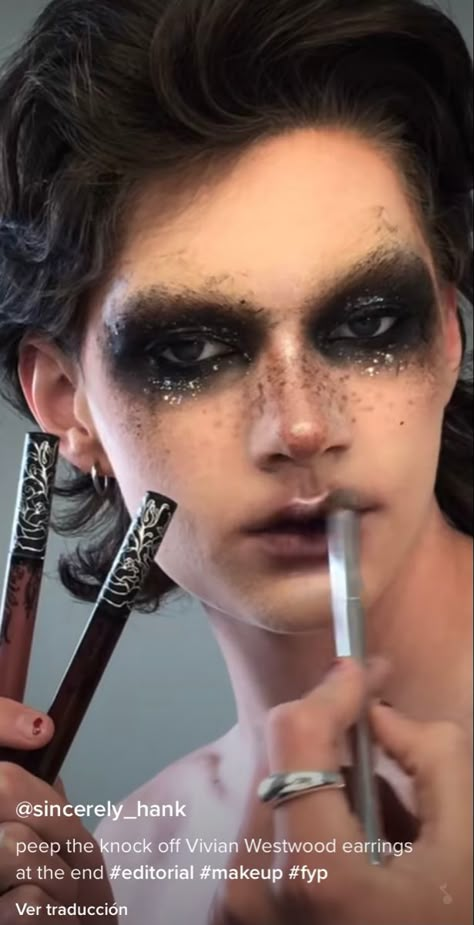 Smeared Black Eye Makeup, Dark Male Makeup, Masc Drag Makeup, Dirty Makeup Look, Warlock Makeup, Tiefling Makeup, Goblin Core Makeup, Goth Men Makeup, Drag King Aesthetic