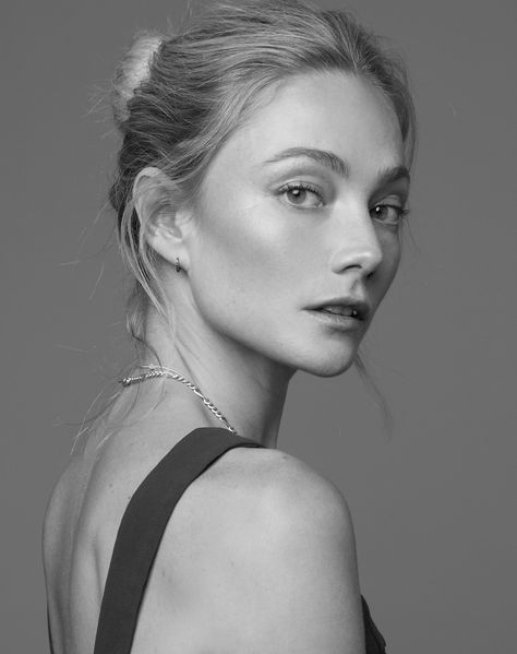 Clara Paget | United Agents Anne Bonny Black Sails, Clara Paget, Anne Bonny, Johnny English, Cocktail Waitress, Black Sails, Detroit Become Human, White Face, Black And White Portraits