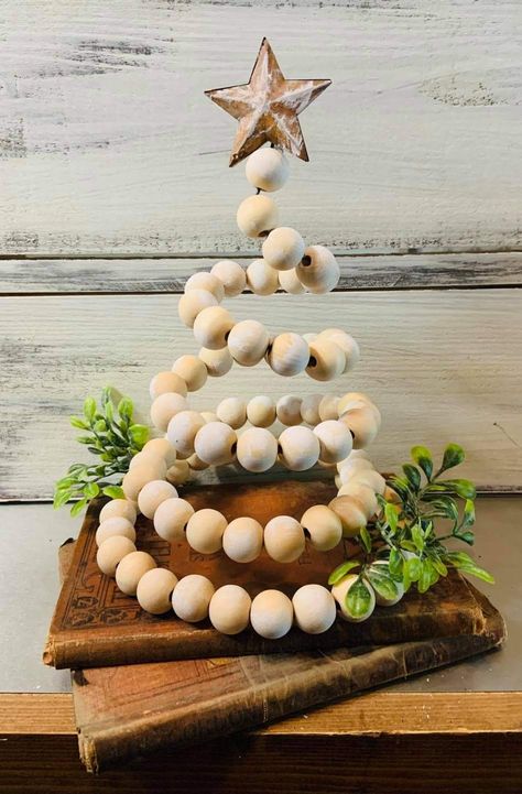 Diy Rustic Farmhouse, Bed Spring Crafts, Glam Christmas Decor, Farmhouse Glam, Glam Christmas, Christmas Tree Crafts, Christmas Tree Ideas, Holiday Crafts Christmas, Christmas Ornament Crafts