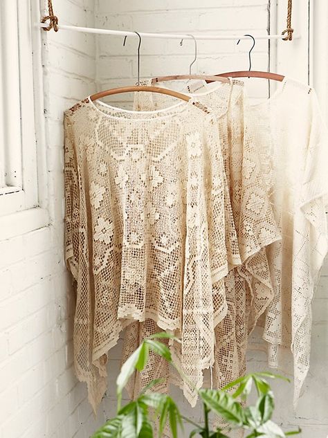 Upcycled Ideas, Lace Poncho, Lace Inspiration, Shabby Chic Clothes, Vintage Revival, Repurposed Clothing, Altered Couture, Lace Tablecloth, Linens And Lace