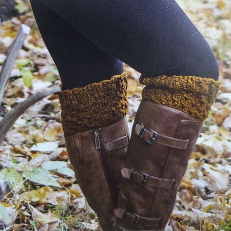 Knitted Lace Boot Cuffs Pattern Boot Toppers / Leg Warmers | Etsy Knit Boot Cuffs Pattern, Boot Cuff Pattern, Lace Boot Cuffs, Knitted Boot Cuffs, Crochet Cup Cozy, Boot Toppers, Knitted Lace, Boots Patterns, Aran Weight Yarn