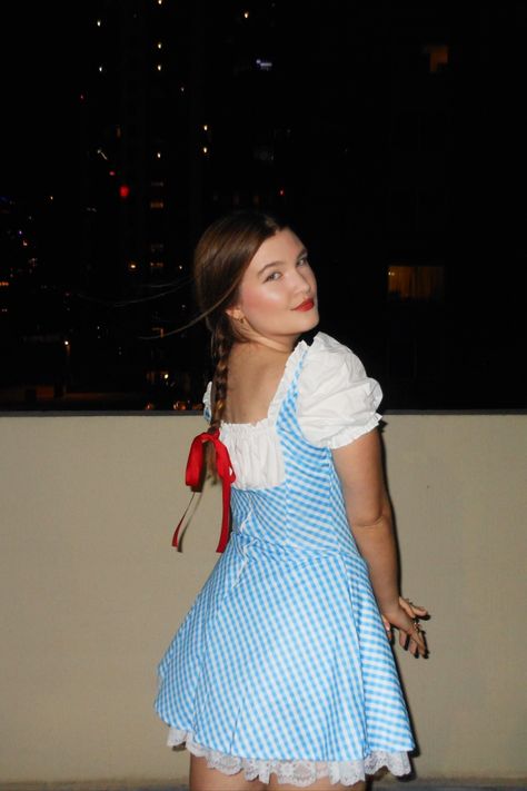 Dorthy Costume Ideas, Dorthy Costume, Indiana Jones Costume, Halloween Costumes 2022, Dorothy Costume, Halloween Costumes To Make, Mother Dearest, Trio Halloween Costumes, Disney World Outfits