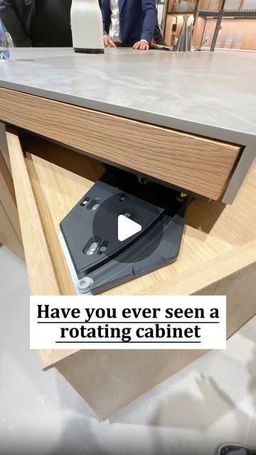 Rotating Cabinet, Cabinet Countertop, Closet Cabinets, Cabinet Design, Cabinet Hardware, Kitchen Cabinet, Have You Ever, Diy Art, Home Kitchen