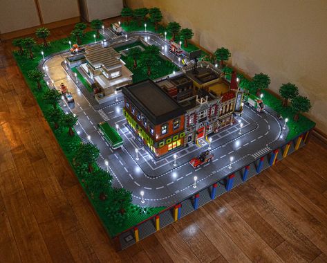 Science Exhibition Projects, Creative School Project Ideas, Lego Display, Lego Boards, Lego Modular, Lego Trains, Lego Creative, Science Projects For Kids, Lego Room