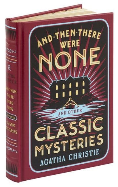 Agatha Christie Books, Then There Were None, Teen Party Games, Vintage Book Covers, Award Winning Books, Mystery Novels, Mystery Books, Cozy Mysteries, Agatha Christie