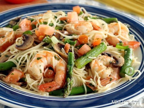 Pasta With Asparagus, Shrimp Asparagus, Asparagus Stir Fry, Shrimp Scampi Pasta, Lenten Recipes, Asparagus And Mushrooms, Asparagus Recipes, Scampi Recipe, Shrimp And Asparagus