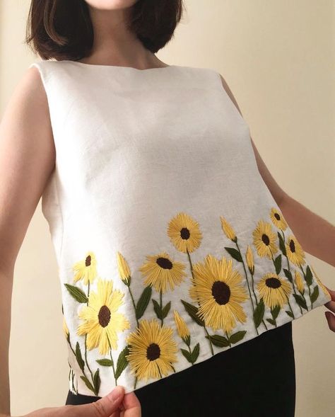 Wearing my handmade hand embroidered sunflower linen top 🌻 Embroidered both front + back. P.S If you're interested, I've made a blog post… Pola Blus, Áo Blu, Hand Embroidery Dress, Embroidery Tshirt, Hand Embroidery Videos, Embroidery Flowers Pattern, Embroidery Top, Embroidery On Clothes, 자수 디자인