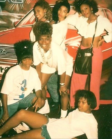 90s Hip Hop Aesthetic, Black 80s Fashion, 90s Black Culture Aesthetic, 00’s Fashion, Black Music Artists, Huge Hair, I Love Being Black, 90s Inspired Outfits, 90s Hip Hop Fashion