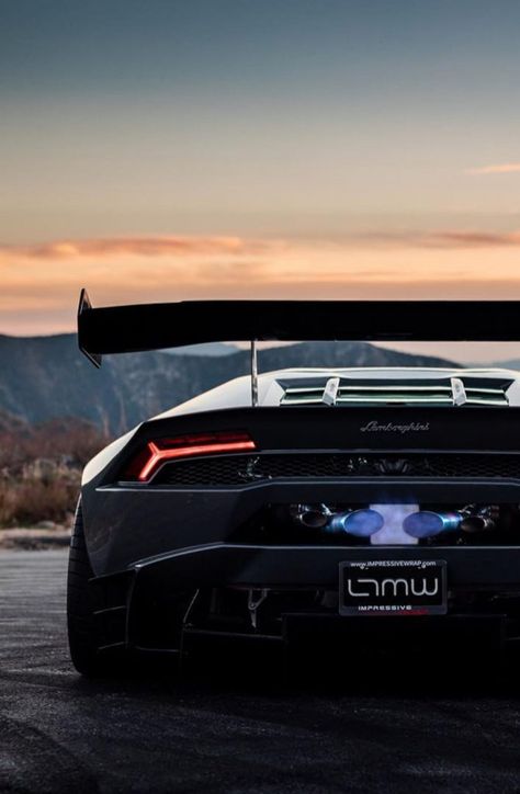 Lamborghini Huracan Performante, Huracan Performante, Crazy Cars, New Sports Cars, Car Racer, Awesome Cars, Best Classic Cars, Lamborghini Huracan, Sports Cars Luxury