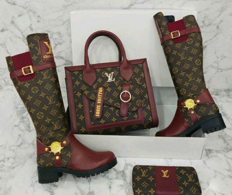 Louis Vuitton Shirts, Women Bags Fashion Handbags, Gucci Boots, Luxury Shoes Women, Nike High, Shoes Outfit Fashion, Fashion Slippers, Shoes Outfit, Girly Shoes