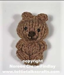 Waldorf Knitted Animals Free Pattern, Tiny Knitted Teddy Bear Free Pattern, Small Toy Knitting Patterns Free, Mini Knitted Animals, Free Bear Knitting Pattern, Knitting Toys Easy, Newby Hall, Unicorn Knitting Pattern, Toy Knitting Patterns