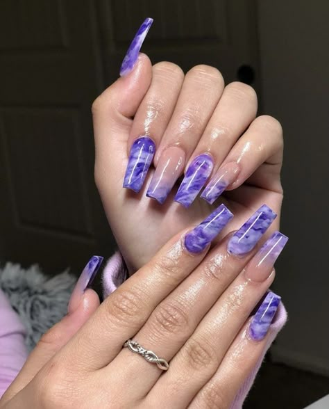 Marbled Purple Nails, Birthday Acrylic Nails Medium, Purple Marble Nails Acrylic, Purple Nail Aesthetic, Marble Purple Nails, Purple Acrylic Nails Designs, Nail Ideas Marble, Pink And Purple Nails Designs, Dope Nail Designs Purple