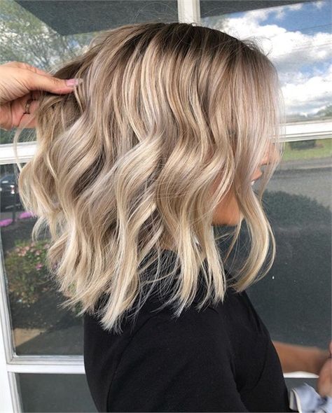 O Hare, Balayage Blonde, Blonde Hair Inspiration, Blonde Hair Shades, Balayage Hair Blonde, Blonde Hair Looks, Blonde Hair With Highlights, Short Hair Balayage, Hair Shades