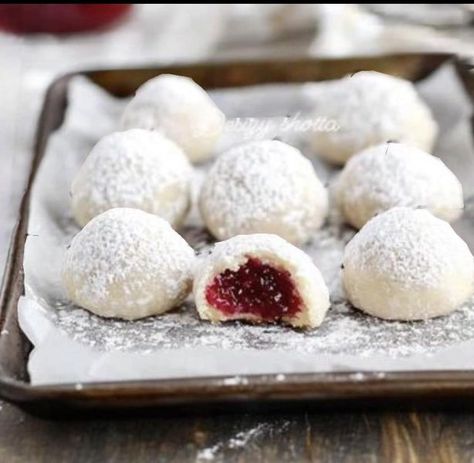 Almond Snowball Cookies, Raspberry Cookie, Snowball Cookie Recipe, Cookie Balls, Facebook Recipes, Raspberry Cookies, Cookie Table, Snowball Cookies, Cookie Ball