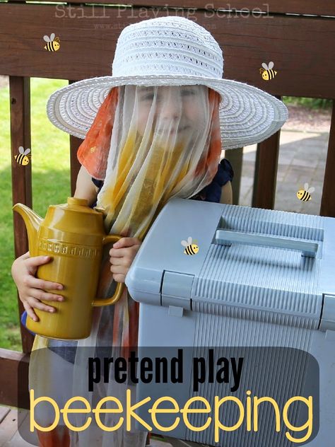 Bee Keeper Dramatic Play, Bee Inquiry, Dramatic Play Themes, Insects Preschool, Bugs Preschool, Bee Activities, Bee Classroom, Dramatic Play Preschool, Dramatic Play Area