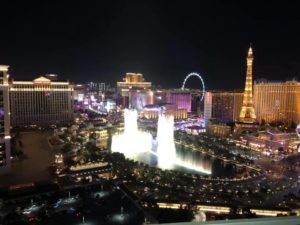 42 Things to Do at Night in Las Vegas | Free Tours by Foot Wynn Las Vegas, Las Vegas City, Vegas Vacation, Vegas Hotel, Hot Air Balloon Rides, Lake Powell, Party Bus, Las Vegas Hotels, Vegas Strip