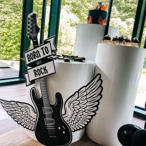 Rock-themed baby shower | CatchMyParty.com Rock Baby Showers, Born To Rock, Baby Shower Drinks, Baby Shower Theme Decorations, Green Baby Shower, Baby Shower Party Ideas, Bridal Shower Centerpieces, Shower Party Ideas, Baby Shower Inspiration