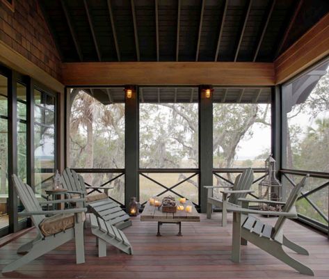 38 Amazingly cozy and relaxing screened porch design ideas Screened In Porch Furniture, Back Porch Designs, Porch Kits, Porch Design Ideas, Screened Porch Designs, Building A Porch, Porch Furniture, Screen Porch, Screened In Patio