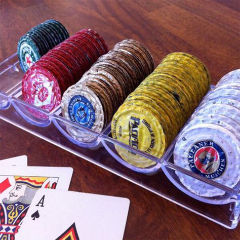 Old bottle caps into poker chips!? Whaaaaat! Must have! It's mine, I want it. Gimme. Beer Cap Projects, Beer Crafts, Beer Bottle Crafts, Bottle Cap Projects, Poker Chips Set, Poker Set, Beer Bottle Caps, Beer Art, Beer Bottle Cap