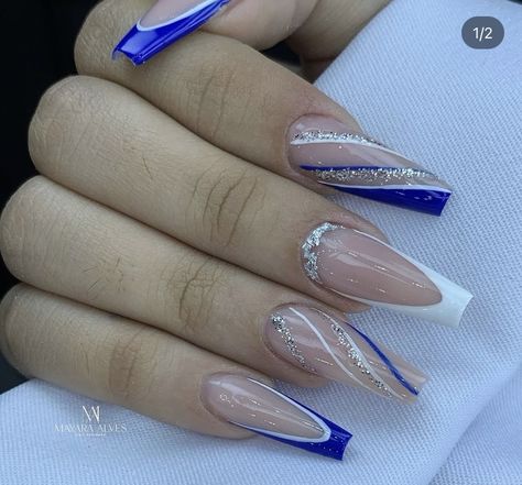 Birthday Nails Coffin Blue, Navy Blue Nails Designs Classy, Blue Sweet 16 Nails, Baby Blue And Black Nails, Navy Blue Nails Prom, Prom Nails Dark Blue, Nails For Royal Blue Dress, Cute Navy Blue Nails, Royal Blue Hoco Nails