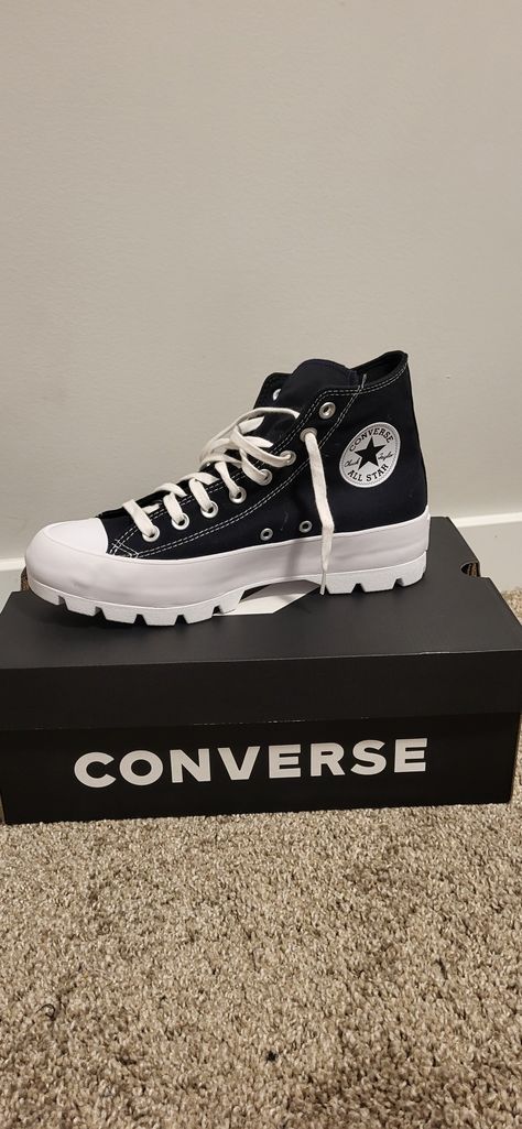 Converse woman All star lugged ( completed one of the wants) Converse All Star Lugged, Converse Lugged, All Star Lugged, All Star Converse, Star Converse, All Stars Converse, Womens Converse, Converse All Star, Converse Sneaker