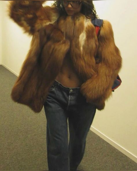 Kylie Jenner - fur coat Kylie Jenner, Fur Coat, Instagram