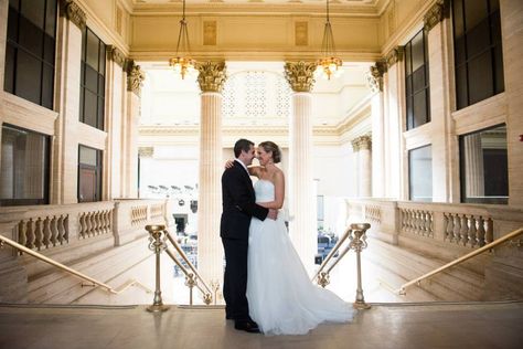 Union Station Chicago Wedding Union Station Chicago, Chicago Union Station, Chicago Engagement Pictures, Chicago Wedding Photography, Chicago Engagement, Bride Inspiration, Perfect Planner, Union Station, Chicago Wedding