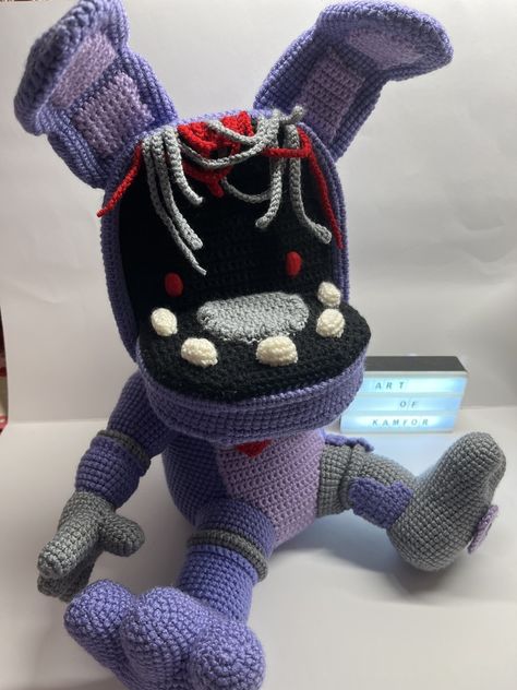 Crochet Fnaf Plush, Fnaf Crochet Pattern, Crochet Fnaf, Fnaf Crochet Pattern Free, Withered Bonnie, Fnaf Crochet, Knitting Pin, Easy Crochet Animals, Crochet Frog