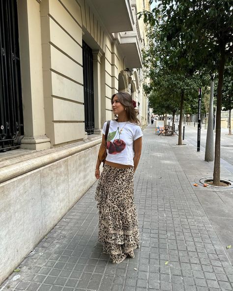 Kezia Rose Cook | my two favourite things 🍒🐆 | Instagram Cheetah Print Skirt Outfit, Cheetah Skirt Outfit, Printed Maxi Skirt Outfit, Animal Print Skirt Outfit, Leopard Print Skirt Outfit, Leopard Skirt Outfit, Cheetah Print Outfits, Leopard Maxi Skirts, Printed Skirt Outfit