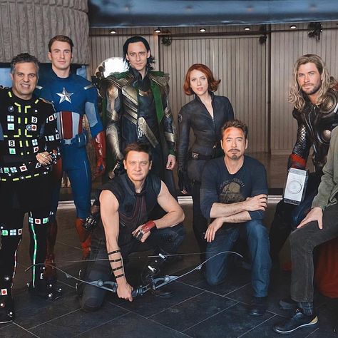 Marvel Cast Funny Photos, Marvel Pp, Avenger Family, Marvel Nemesis, Avengers Family, Наташа Romanoff, Avengers Pictures, Avengers Team, Lego Marvel's Avengers