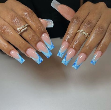 Short Acrylic Nail Inspo Summer, Acrylic Nail Designs Mid Length, Blue French Acrylic Nails, Blue French Tip Nails With Design, Maroon Nail Art Designs, Nails Sommer, Maroon Nail Art, Maroon Nail, Blue Acrylic Nails