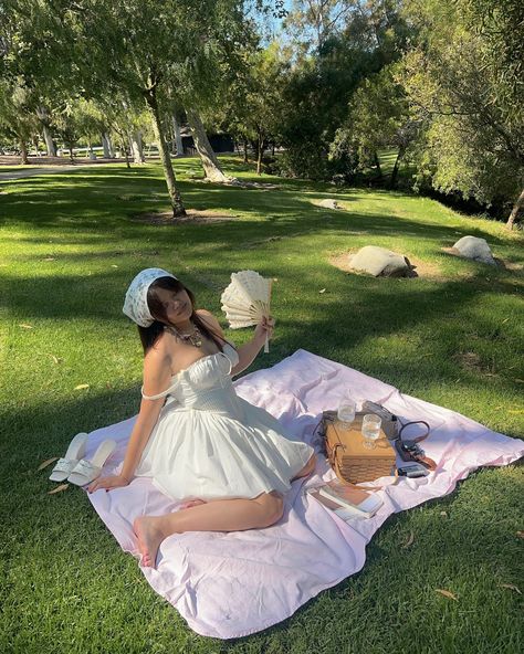 let's go on a picnic 🧺⁣ ⁣@houseofcb ⁣ ⁣ ⁣ ⁣ ⁣ ⁣ #summerpicnic #picnicdate #picnicideas #softgirlaesthetic #softgirloutfits #pinterestgirl #pinterestinspo #ootdsubmit #pintrest #ａｅｓｔｈｅｔｉｃ #fujifilmx100v #asianfashion #houseofcb #prettydresses #girlyaesthetic #girlygirly Picnic Date Outfits, Soft Girl Outfits, Softgirl Aesthetic, Picnic Date, A Picnic, House Of Cb, Pinterest Girls, Summer Picnic, Date Outfits